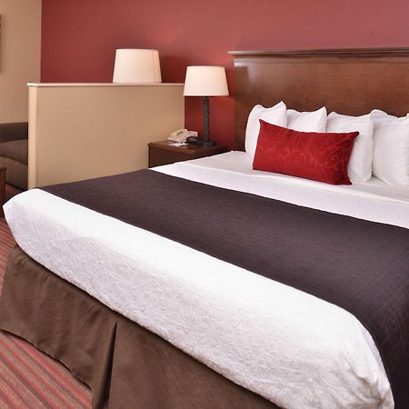 Best Western Woodland Inn Экстерьер фото