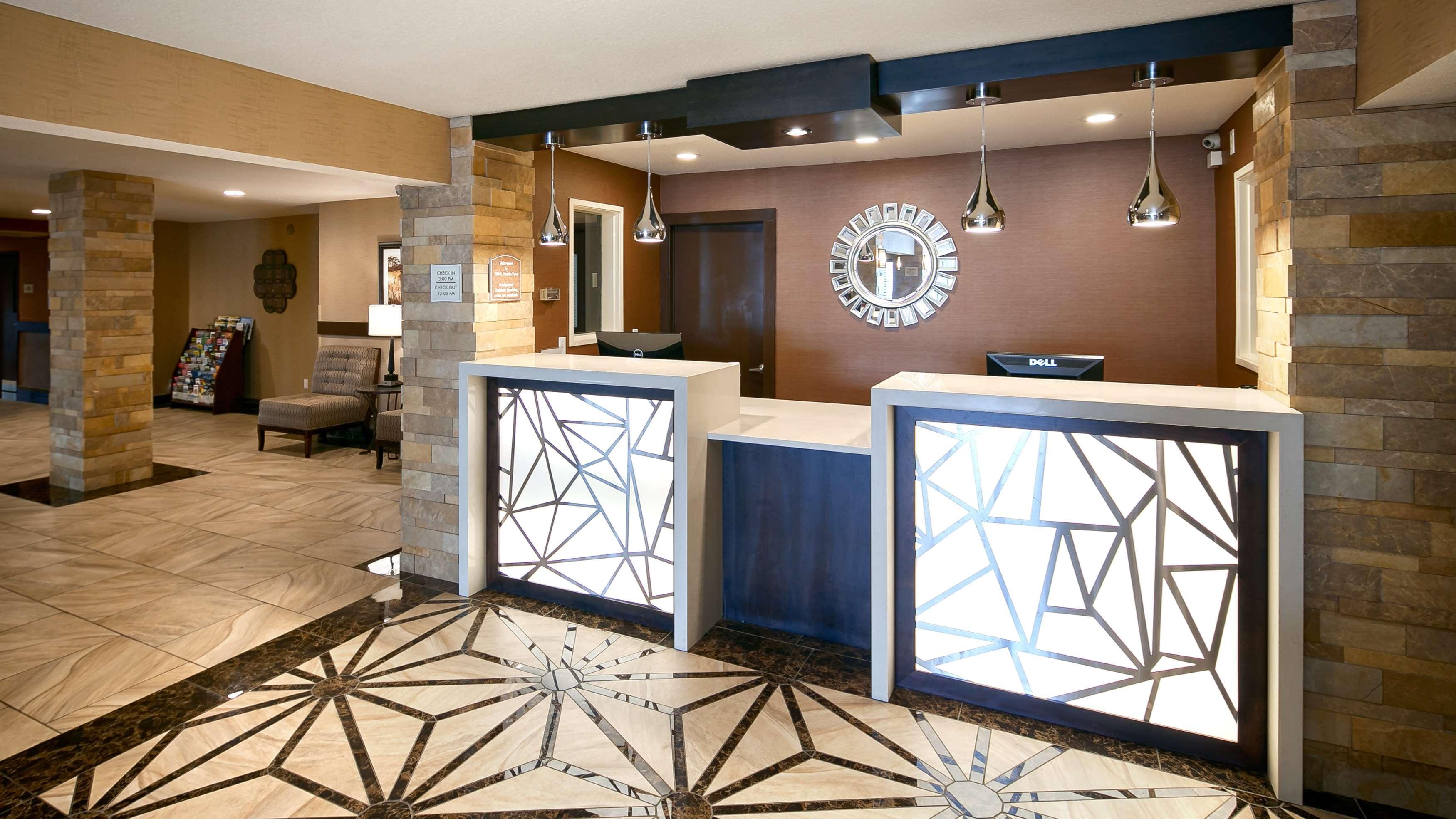Best Western Woodland Inn Экстерьер фото