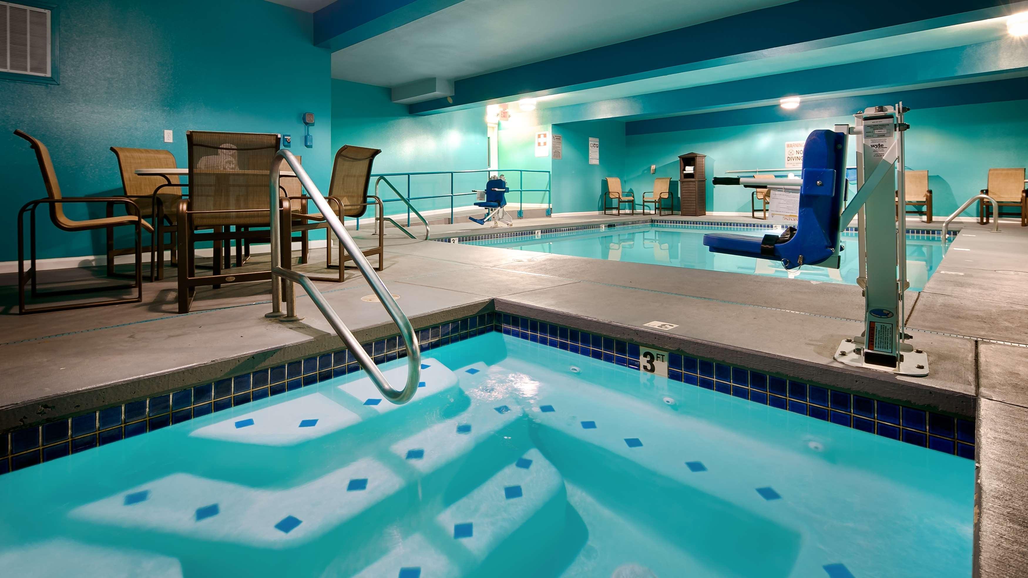 Best Western Woodland Inn Экстерьер фото