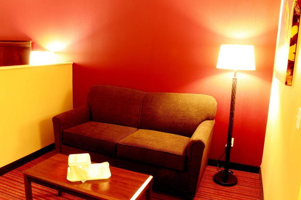 Best Western Woodland Inn Экстерьер фото