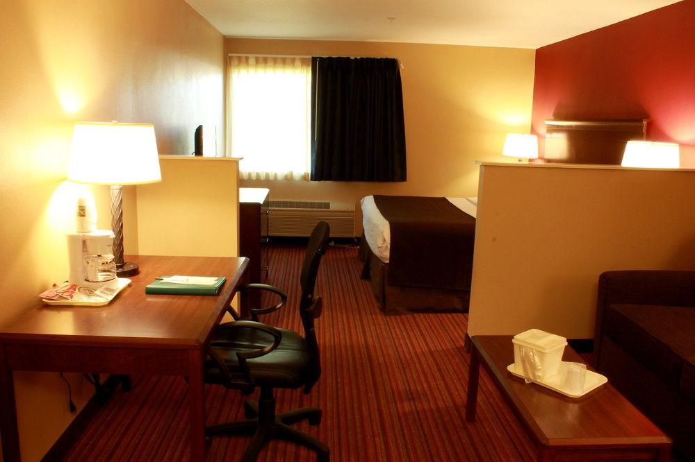 Best Western Woodland Inn Экстерьер фото