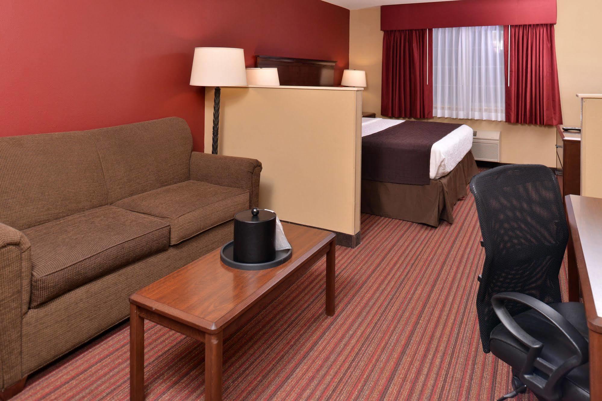 Best Western Woodland Inn Экстерьер фото